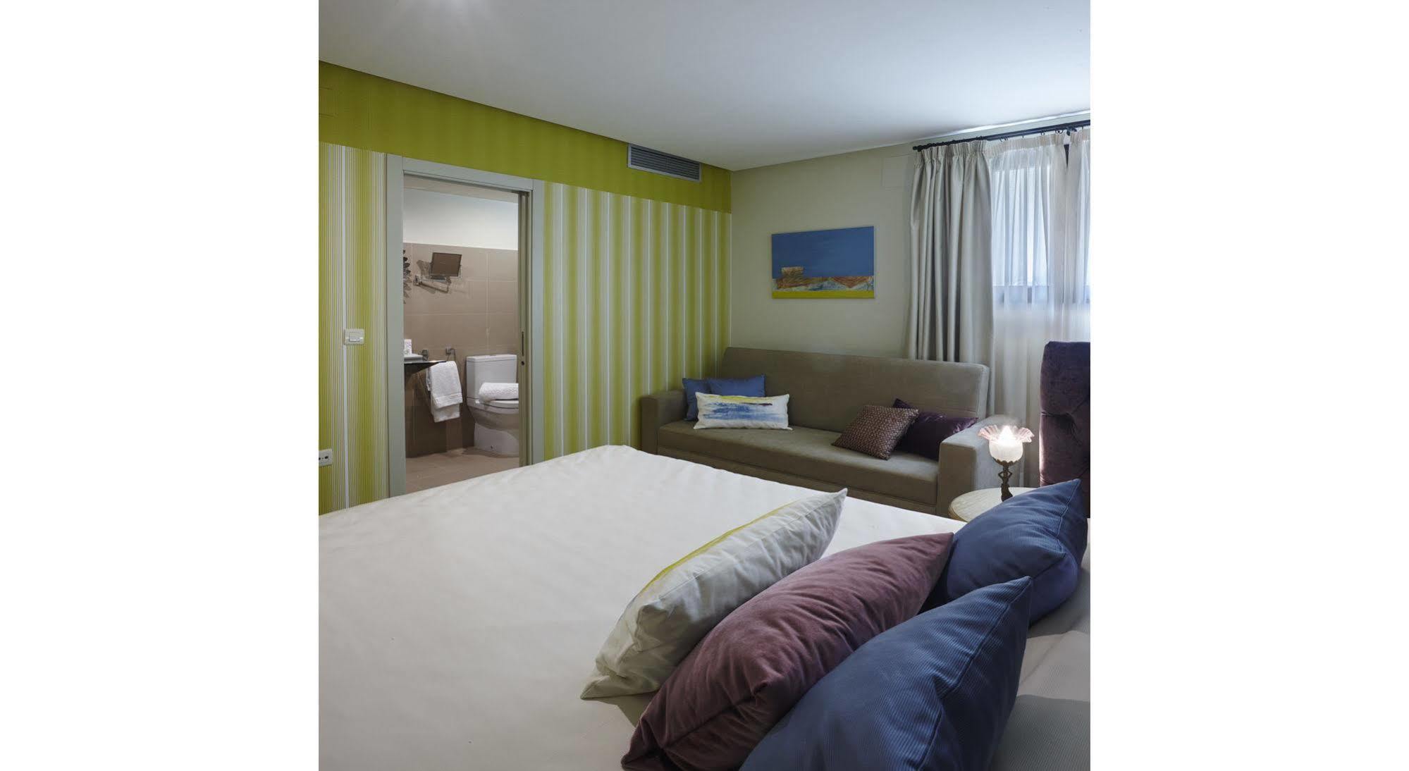Hotel Galeria Essentia Aracena Dış mekan fotoğraf
